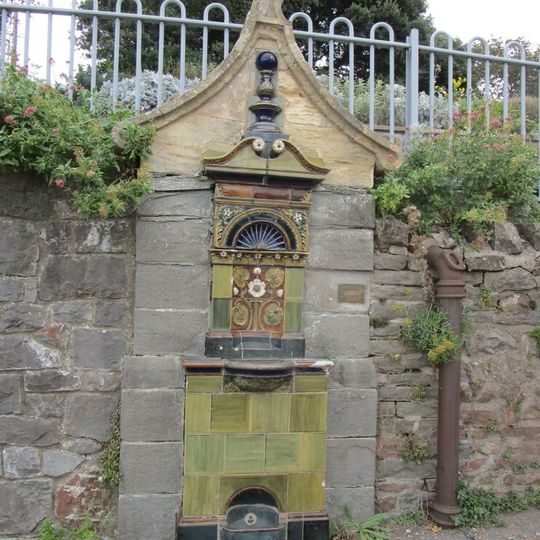 Fountain Set In Wall At Pier Copse