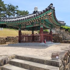 Queen Suro Tomb