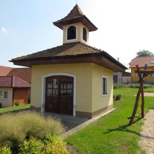 Zvonička v Hroznatíně