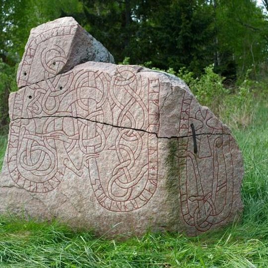 Uppland Runic Inscription 884