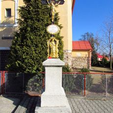 Kříž u kostela sv. Marka ve Vícenicích u Náměště nad Oslavou