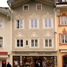 Wohn- und Geschäftshaus