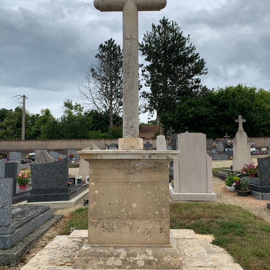 Cemetery cross of Saint-Genis-sur-Menthon