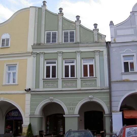 Náměstí Míru čp. 46