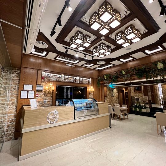 مشويات ومعجنات دمشق Damascus B.B.Q & Pastry Restaurant