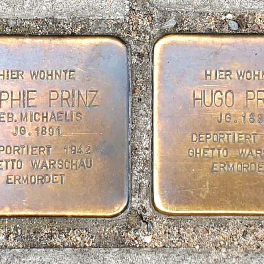 Stolperstein dedicated to Hugo  Prinz