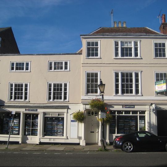 4, Castle Street