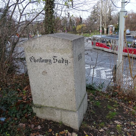 Pamětní kámen Chotkovy silnice a sadů