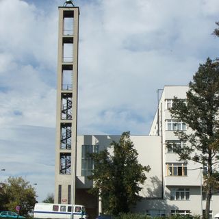 Zvonice u Husova sboru na Vinohradech