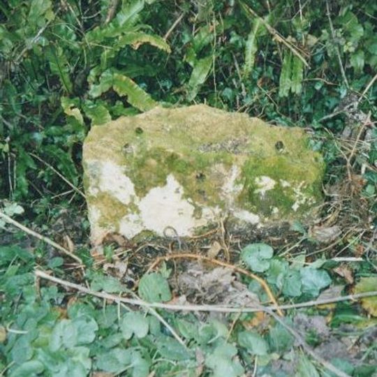 Milestone, near Folly Farm