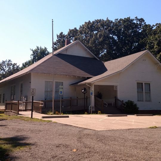 Woodlawn School Building