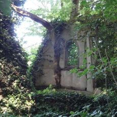 Chapelle en ruine de Riville