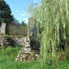 Pomník padlým v Knínicích u Libouchce