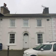 Llywelfa,Alban Square