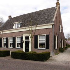 Burg. Jhr. H. Van Den Boschstraat 37, Amerongen
