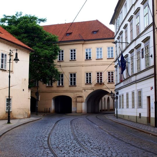 Oettingenský palác