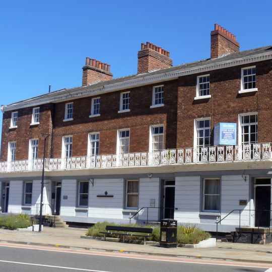 2-8, Castrop Rauxel Square