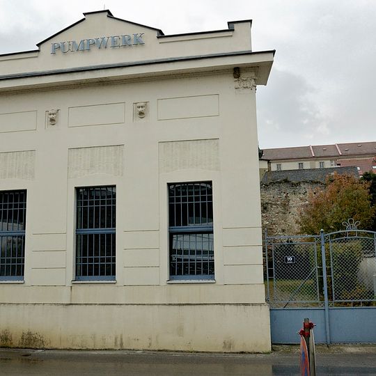 Hochwasserexpositurgebäude und Pumpenhaus der Stromaufsicht