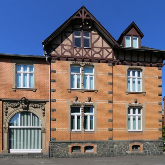 Wohnhaus Austraße 14