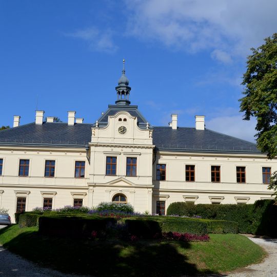 Horné Otrokovce Manor house