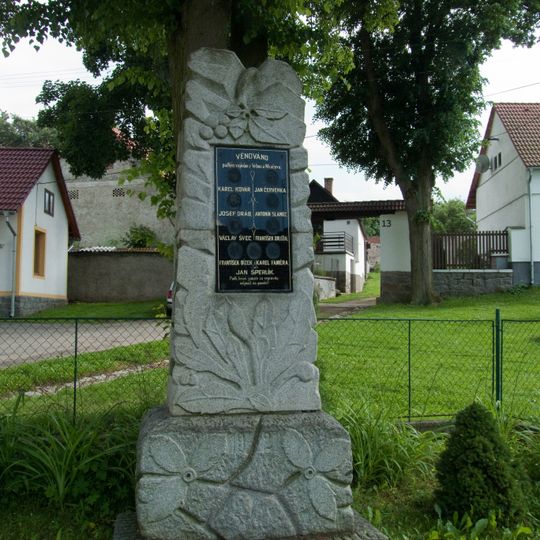 Pomník padlým ve Vrbnu