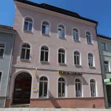 Wohnhaus in geschlossener Bebauung Bautzner Straße 7