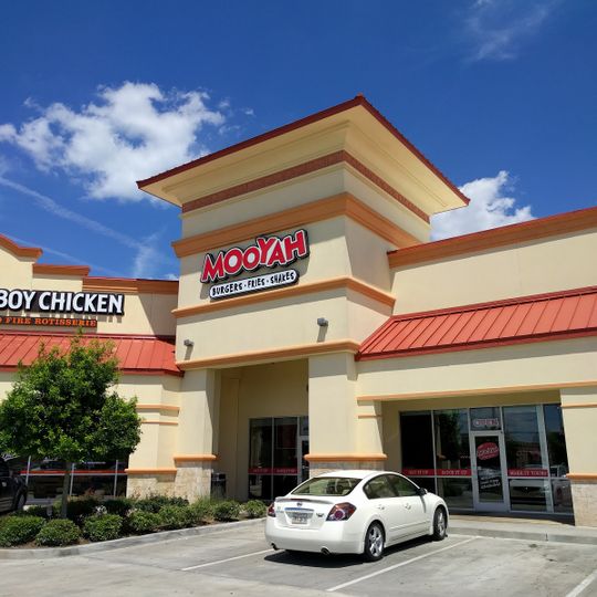 MOOYAH Burgers, Fries & Shakes