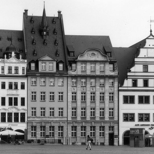 Hausfassaden und Dach Markt 7