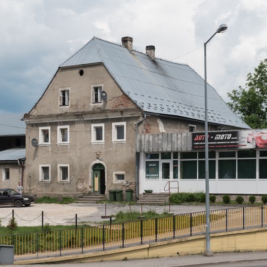 22 Międzyleska Street in Domaszków