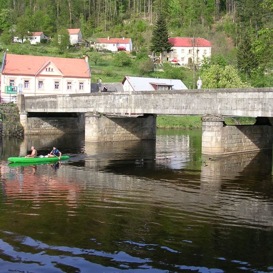 Most silnice II/160 přes Vltavu v Rožmberku nad Vltavou