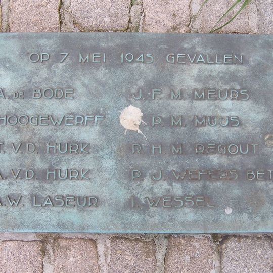 Monument aan de Prinses Marijkelaan