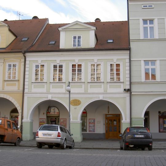 Náměstí Míru čp. 67