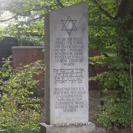 Memorial stone synagogue Luneburg