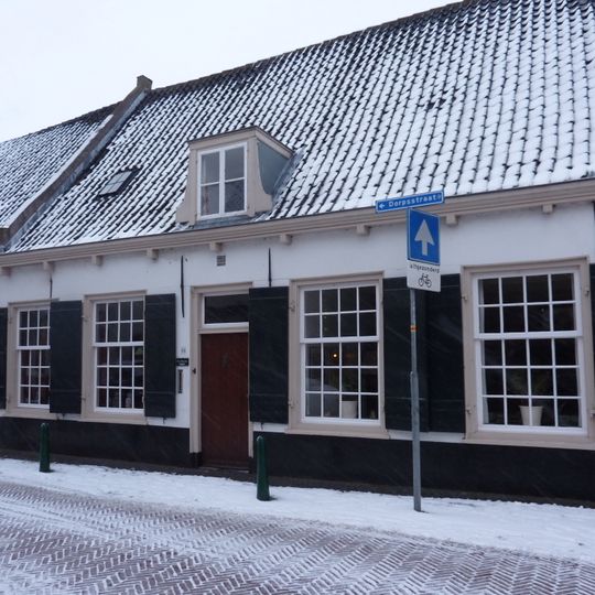 Lage gepleisterde huisjes