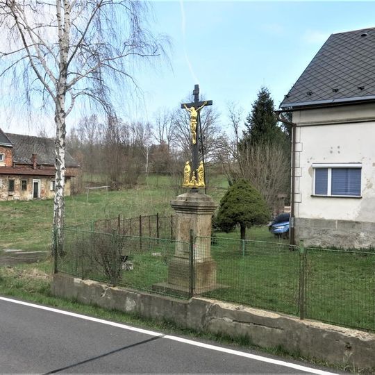 Kříž u domu 419 ve Velkém Šenově