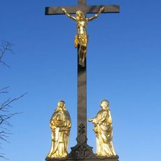 Kříž u polní cesty mezi Šluknovem a Novým Hraběcím