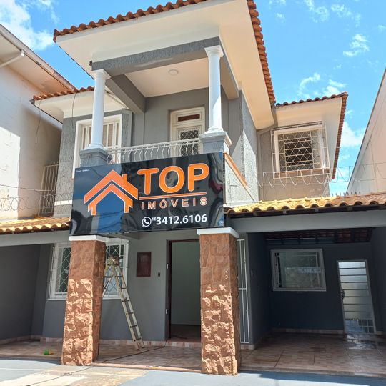 Avenida Doutor Carlos Botelho, 2203