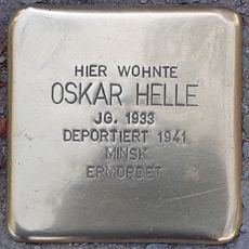 Stolperstein dedicated to Oskar Helle
