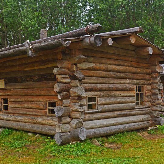 Дом Синяева