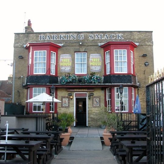 Barking Smack Public House
