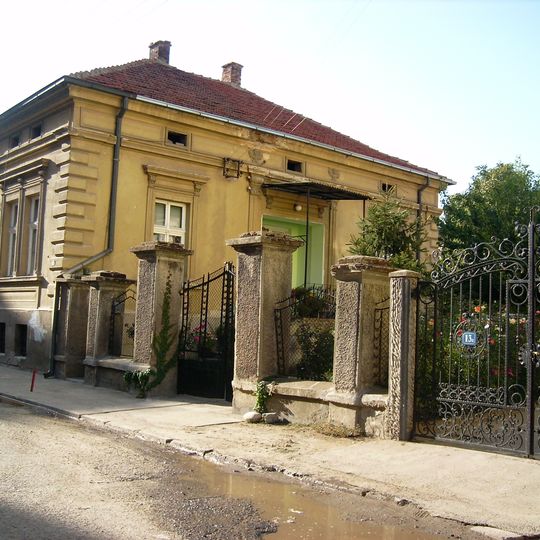 Грађанска кућа у Ул. Радоја Домановића 13