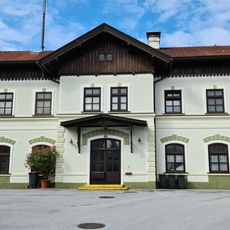 Aufnahmsgebäude Friedburg