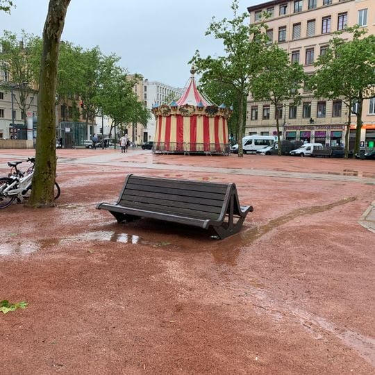 Place de la Croix-Rousse