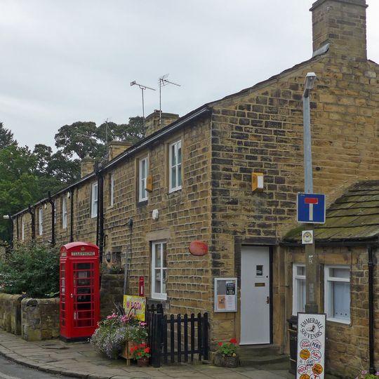 K6 Telephone Kiosk Outside Number 21