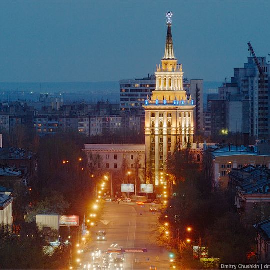 Жилой дом по Кольцовской улице, 82