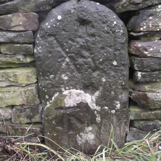 Milestone Set In Wall Opposite Junction To Paw Hill Farm At Se 213016
