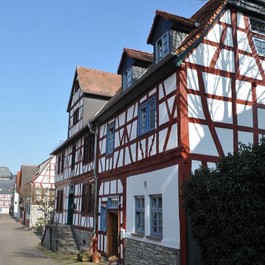 Felix-Lahnstein-Straße