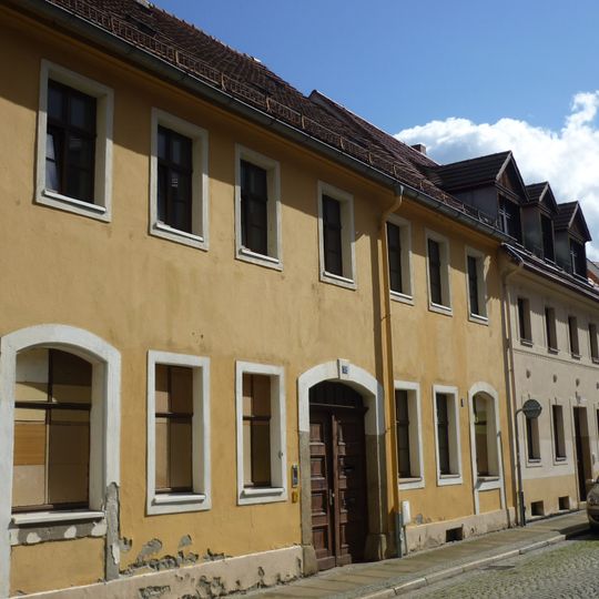 Wohnhaus in geschlossener Bebauung Rothenburger Straße 52