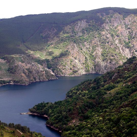 Os Peares reservoir