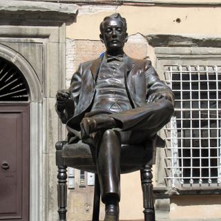 Monument to Giacomo Puccini (Lucca)